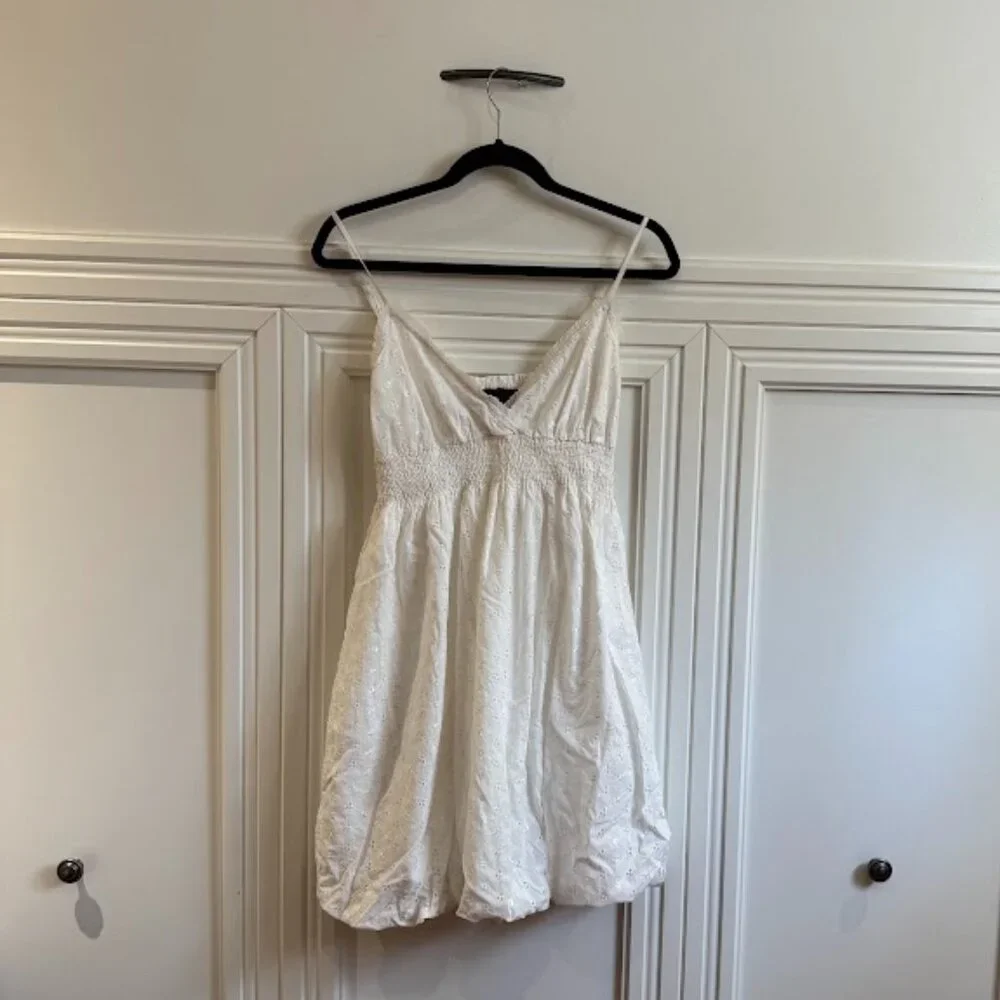 Speed Control White Embroidered Sundress Size M - Picture 1 of 4